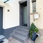 Qt - Neu - Lage - Parkplatz * ديتمولد
