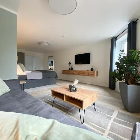 Appartement Qt - Neu - Lage - Parkplatz *