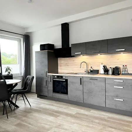 Qt - Neu - Lage - Parkplatz Apartment *