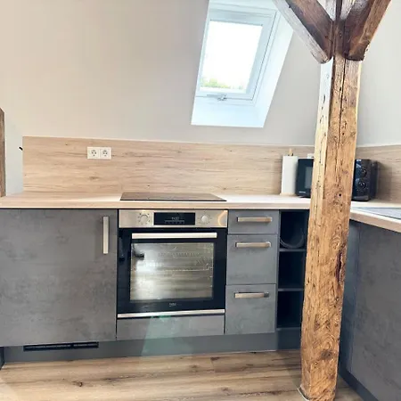 Qt - Neu - Lage - Parkplatz Apartman *