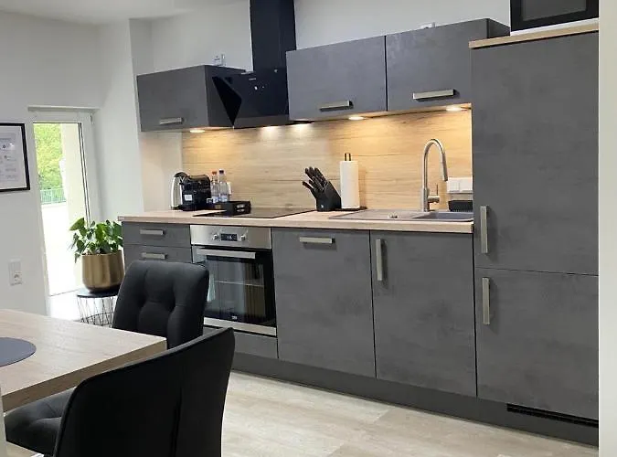 Apartamento Qt - Neu - Lage - Parkplatz Detmold